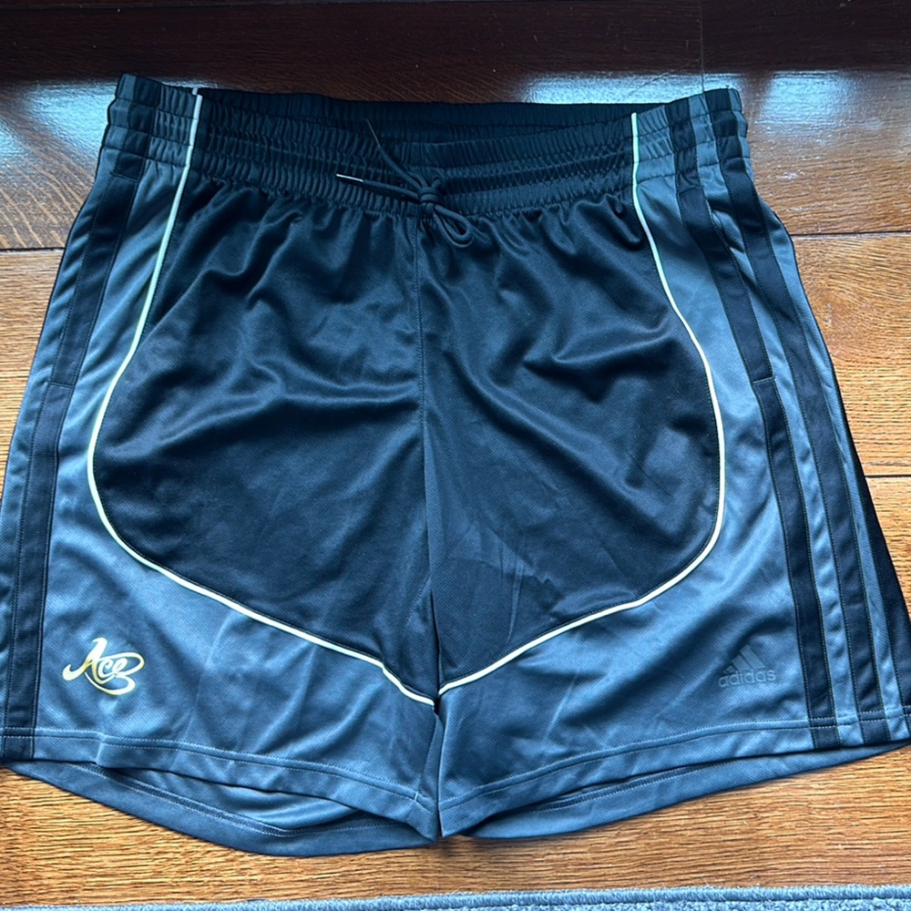 Adidas ACE basketball women’s shorts size xl